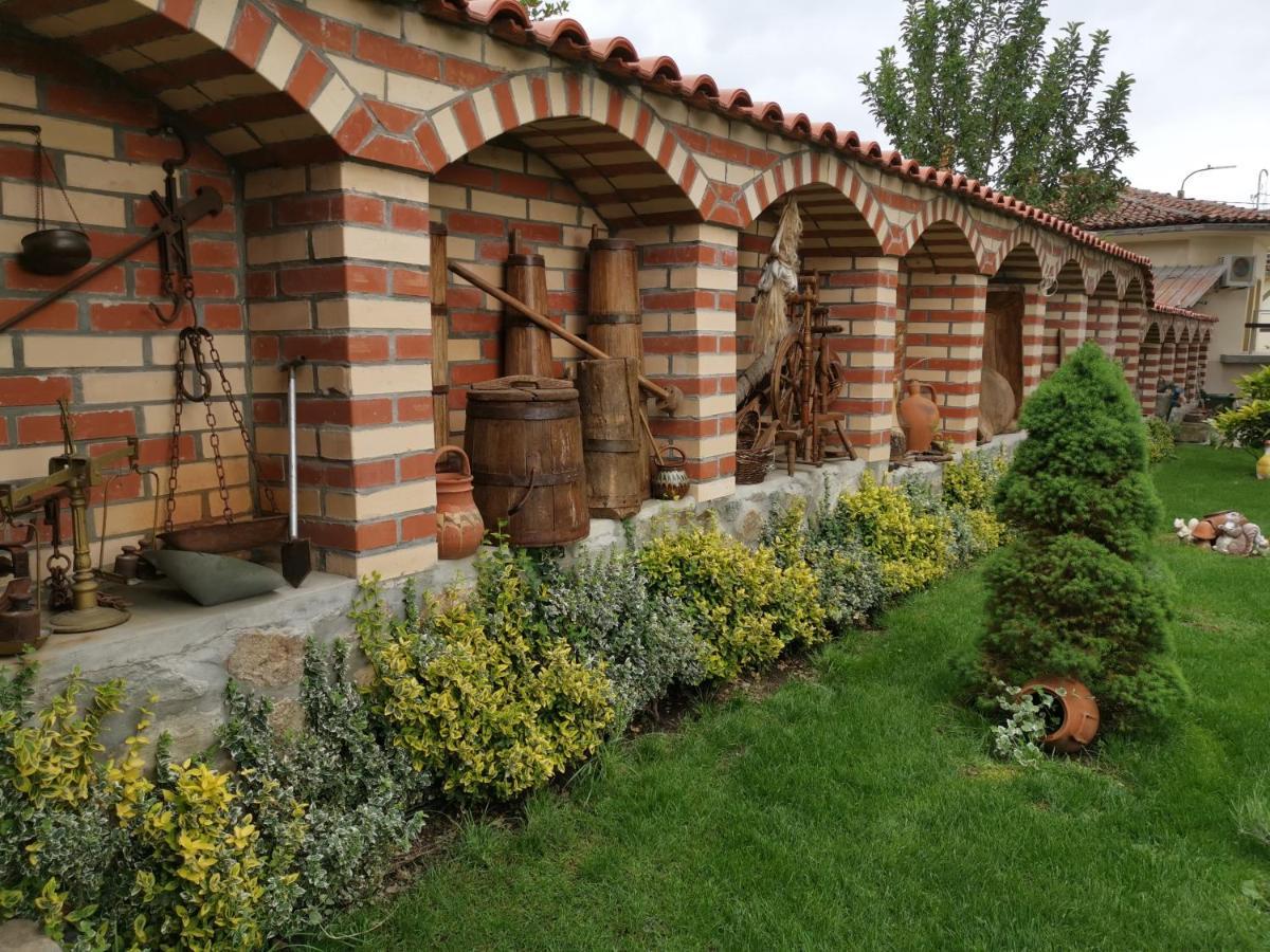 Възрожденски комплекс Чардакъ Сопот Екстериор снимка